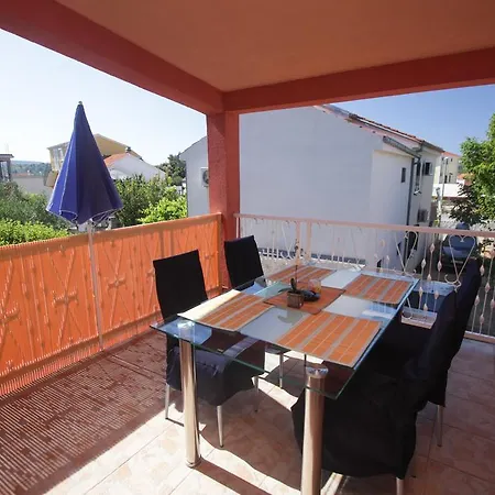 Andro Apartment